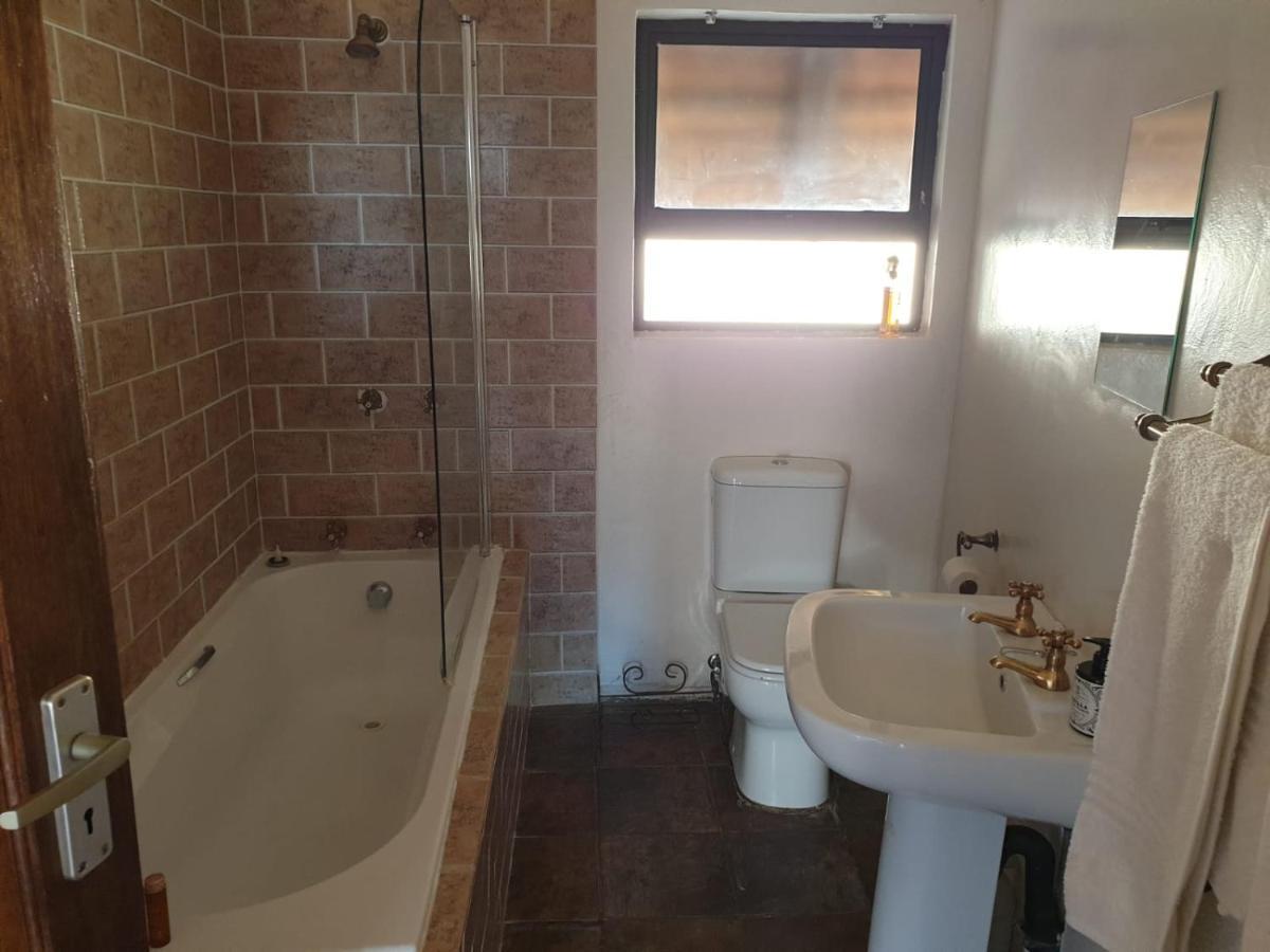 Wag N Bietjie Bush Lodge Heuningneskloof Zewnętrze zdjęcie